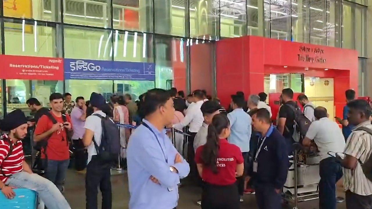 Pune airport resumes operations after IAF aircraft runway incident